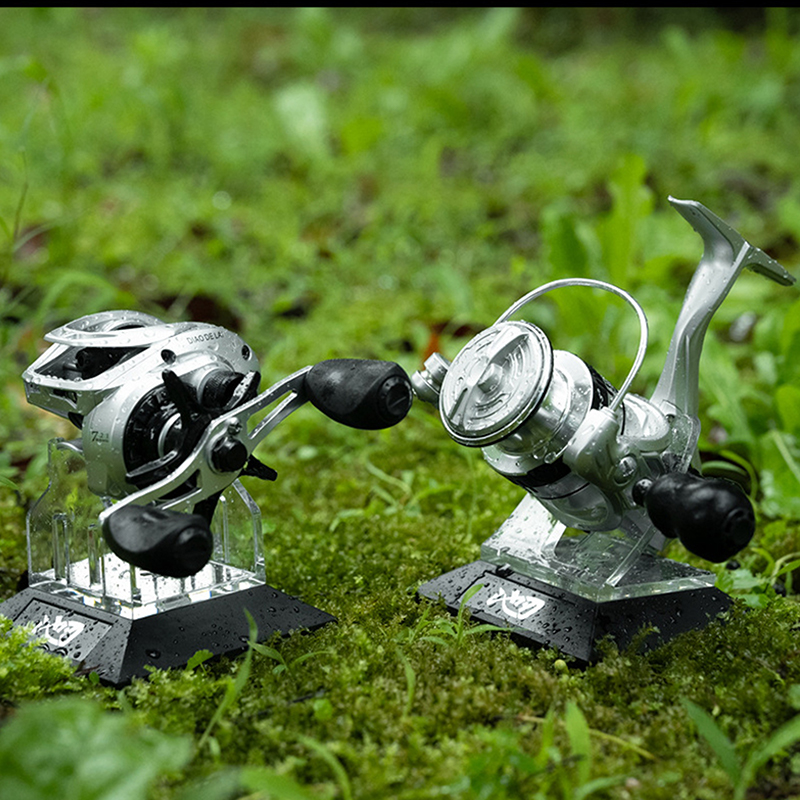 Supporto Espositivo per Muline - Spincast Reel recensione e prezzo